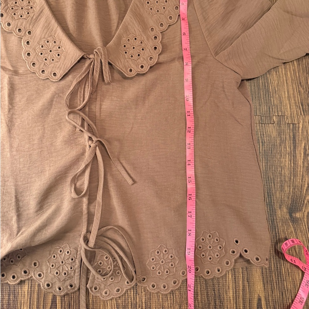 Adrianna Papell Brown Eyelet Blouse | S - Picture 8 of 13